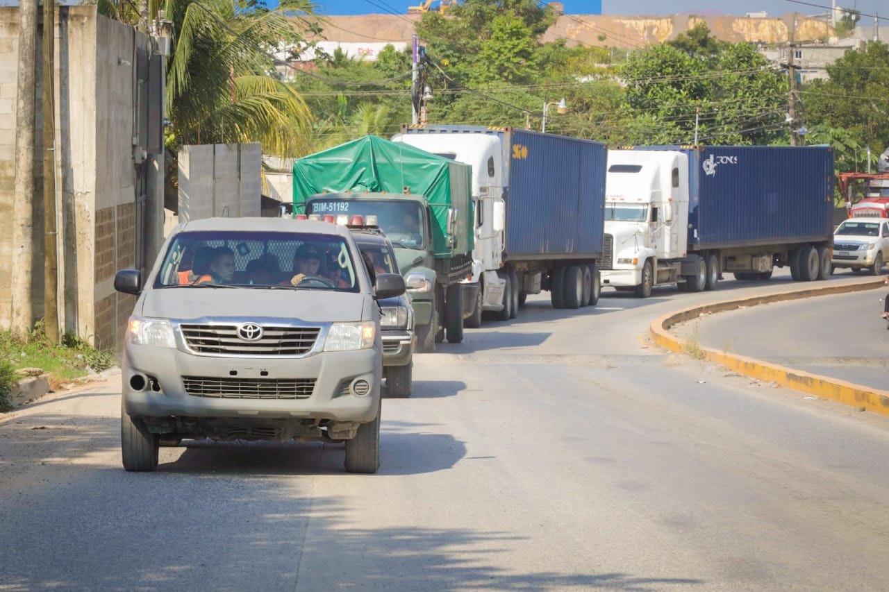 ayuda-del-presidente-bukele-llega-a-izabal-guatemala-para-beneficiar-a-familias-afectadas-por-eta